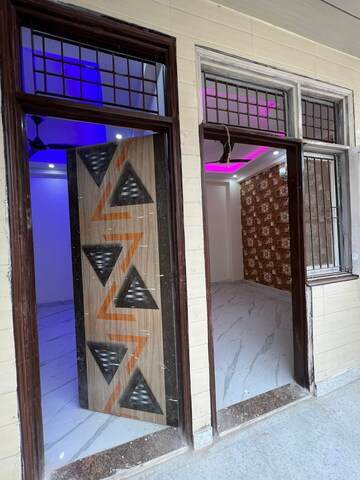 2 BHK Builder Floor For Sale in Khajoori Khas