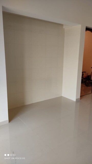 Room in 1 BHK Apartment at Raunak Heights, Ghodbunder Road – for Rent