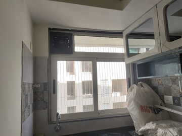 Parking in 1 BHK Apartment at Marathon Neohomes, Bhandup West – for Rent