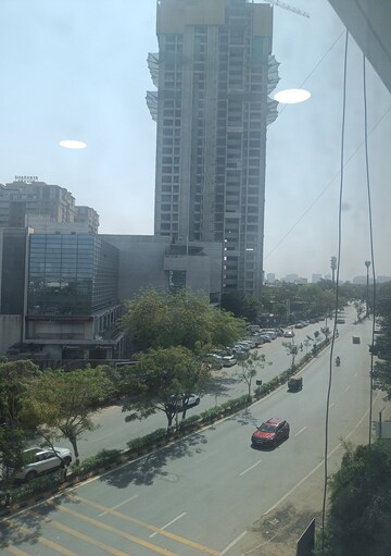  Office Space – Exterior View View at Thaltej - for Rent