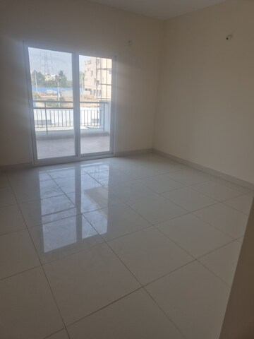 Room in 2 BHK Apartment at Shriram Mystique, Jalahalli – for Sale