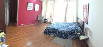 Bedroom in 3 BHK Builder Floor at Vatika City-Sovereign, Sector 49 – for Rent