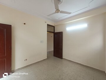 Room in 1 BHK Builder Floor at Panchsheel Vihar – for Rent