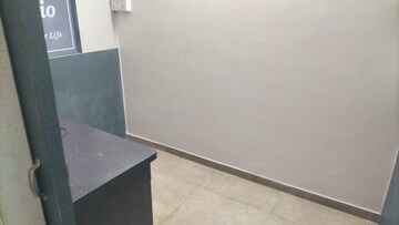 Room in  Office Space at Thaltej – for Rent