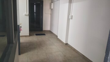 Room in  Office Space at Thaltej – for Rent