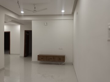 Furnished Amenities in 3 BHK Apartment at Kondapur – for Rent