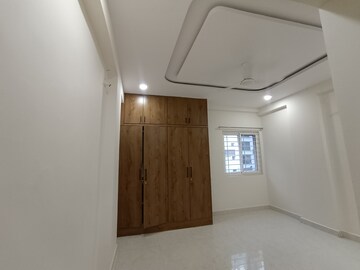Furnished Amenities in 3 BHK Apartment at Kondapur – for Rent