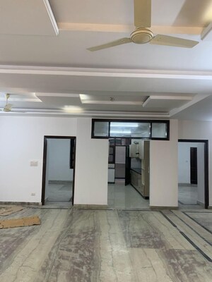 Room in 6+ BHK Independent House at Sector 40 – for Sale