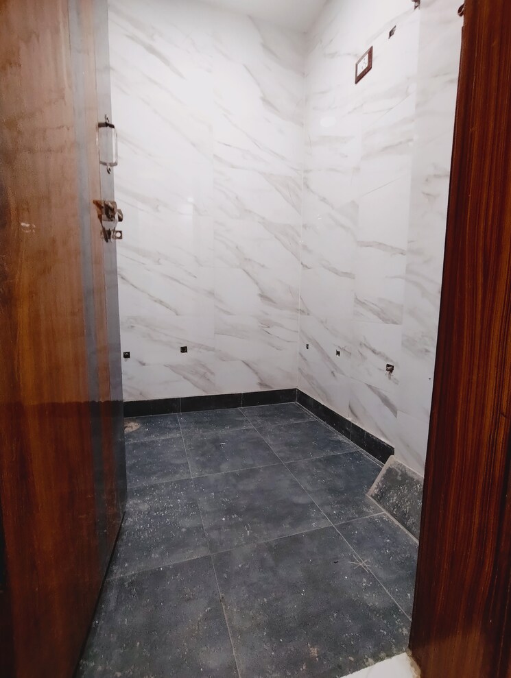 Bathroom, om vihar 2 Bedroom 600 Sq.Ft. Builder Floor In Om Vihar Delhi 8392257