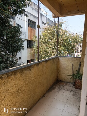 Balcony in 1 BHK Villa at Karve Nagar – for Rent