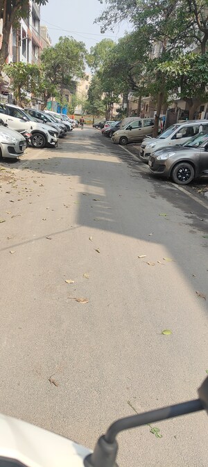 Parking in 2.5 BHK Independent House at RWA Apartments Sector 19, Sector 19 – for Sale