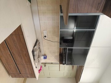Bathroom in 3 BHK Apartment at Jaypee Pavilion Heights IV, Sector 128 – for Rent