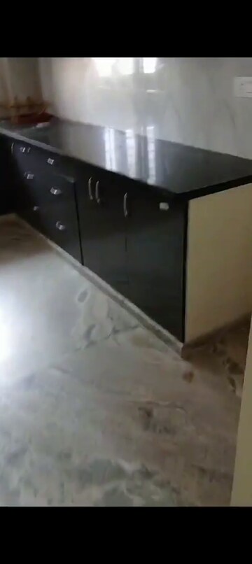 Kitchen in 2.5 BHK Builder Floor at Delta Ii Greater Noida – for Rent
