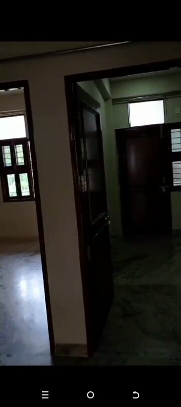 Room in 2.5 BHK Builder Floor at Delta Ii Greater Noida – for Rent