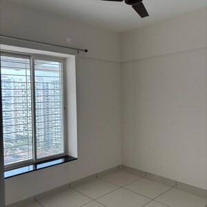 Room in 2 BHK Apartment at VJ YashOne Infinitee, Mumbai Bangalore Highway – for Sale