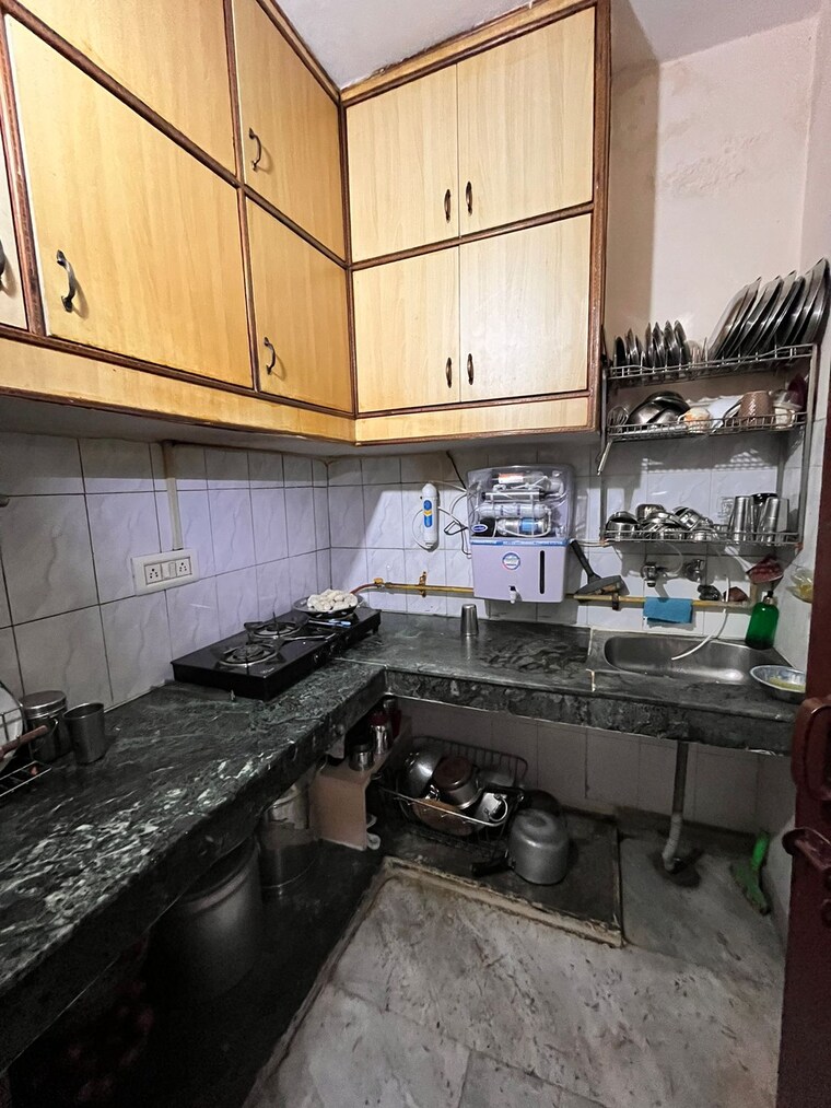 Kitchen, pandav nagar 2.5 Bedroom 650 Sq.Ft. Builder Floor In Pandav Nagar Delhi 8392341