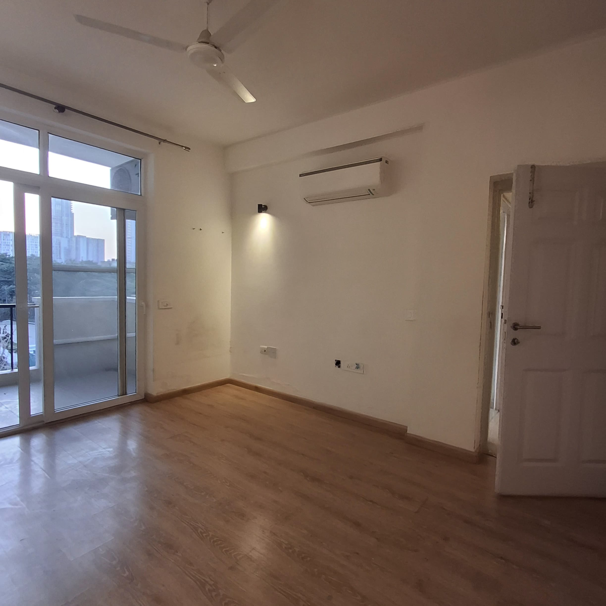 3 BHK + Extra Room 2095 Sq.Ft. Apartment in Conscient Hines Elevate