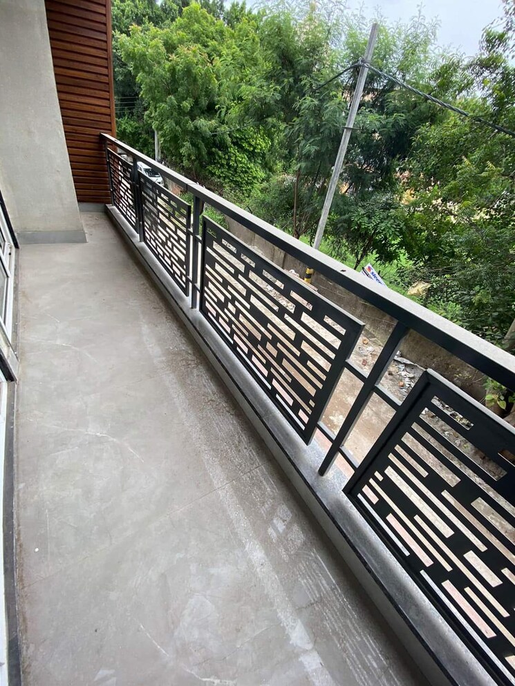Balcony, shaheed bhagat singh nagar 2 Bedroom 1450 Sq.Ft. Builder Floor In Shaheed Bhagat Singh Nagar Ludhiana 8392396