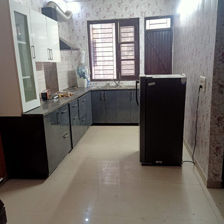 Kitchen, vip road 3 Bedroom 1220 Sq.Ft. Builder Floor In Vip Road Zirakpur 8392421