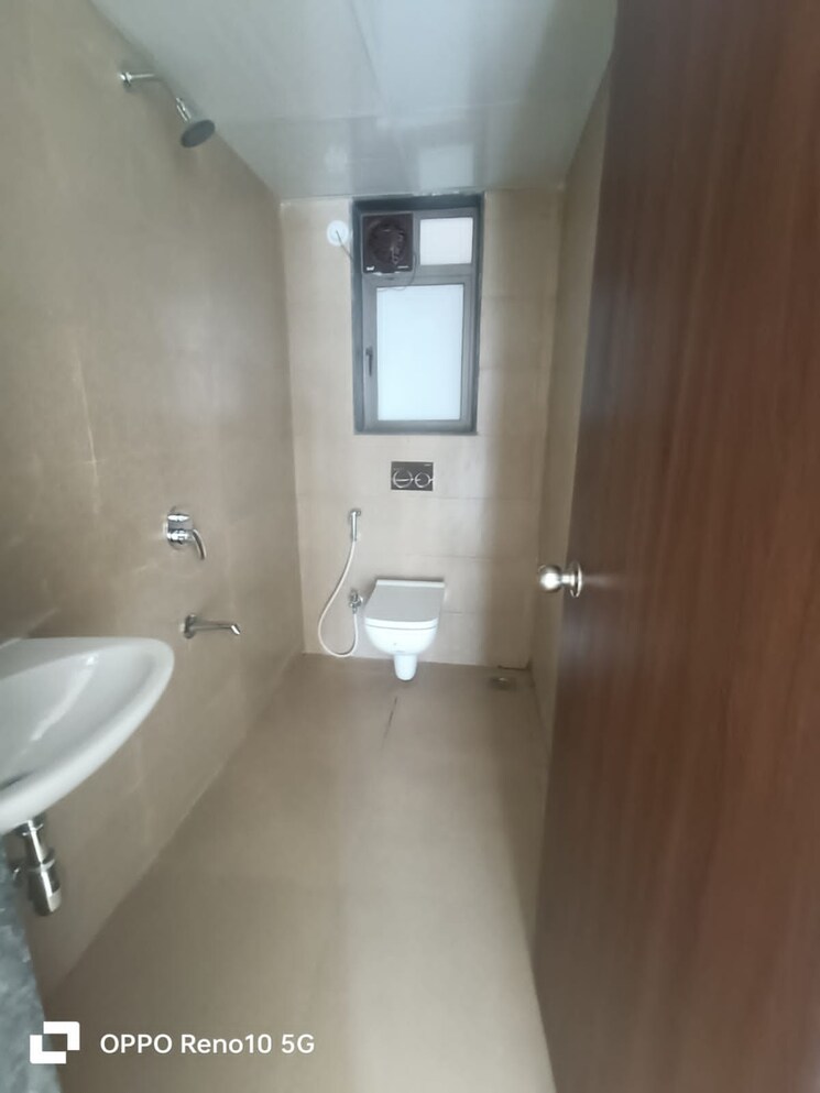 Bathroom, sheth-vasant-lawns 2 Bedroom 742 Sq.Ft. Apartment In Laxmi Nagar Thane 8392460