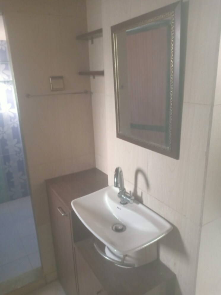 Bathroom, neelam-heights 1 Bedroom 650 Sq.Ft. Apartment In Kharghar Sector 13 Navi Mumbai 8392473