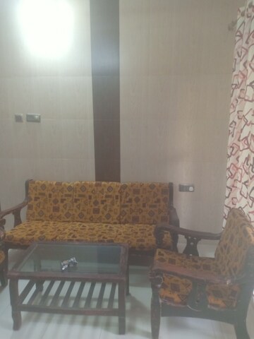 Bedroom in 1 BHK Apartment at Neelam Heights, Sector 13 – for Rent