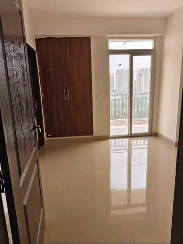 Room in 3 BHK Apartment at Nimbus The Hyde park, Sector 78 – for Rent