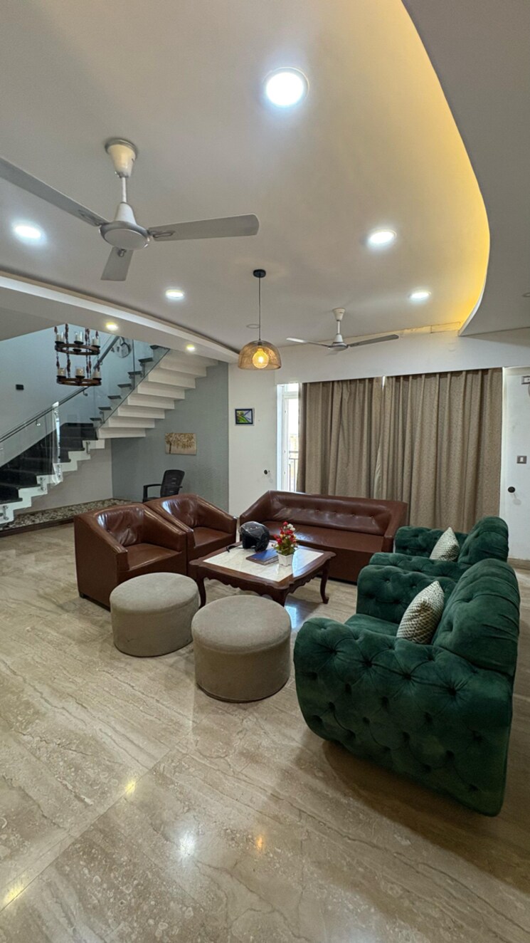 Living Room, ansal-sushant-golf-city-celebrity-greens 4 Bedroom 3820 Sq.Ft. Apartment In Muzaffar Nagar Ghusval Lucknow 8392486