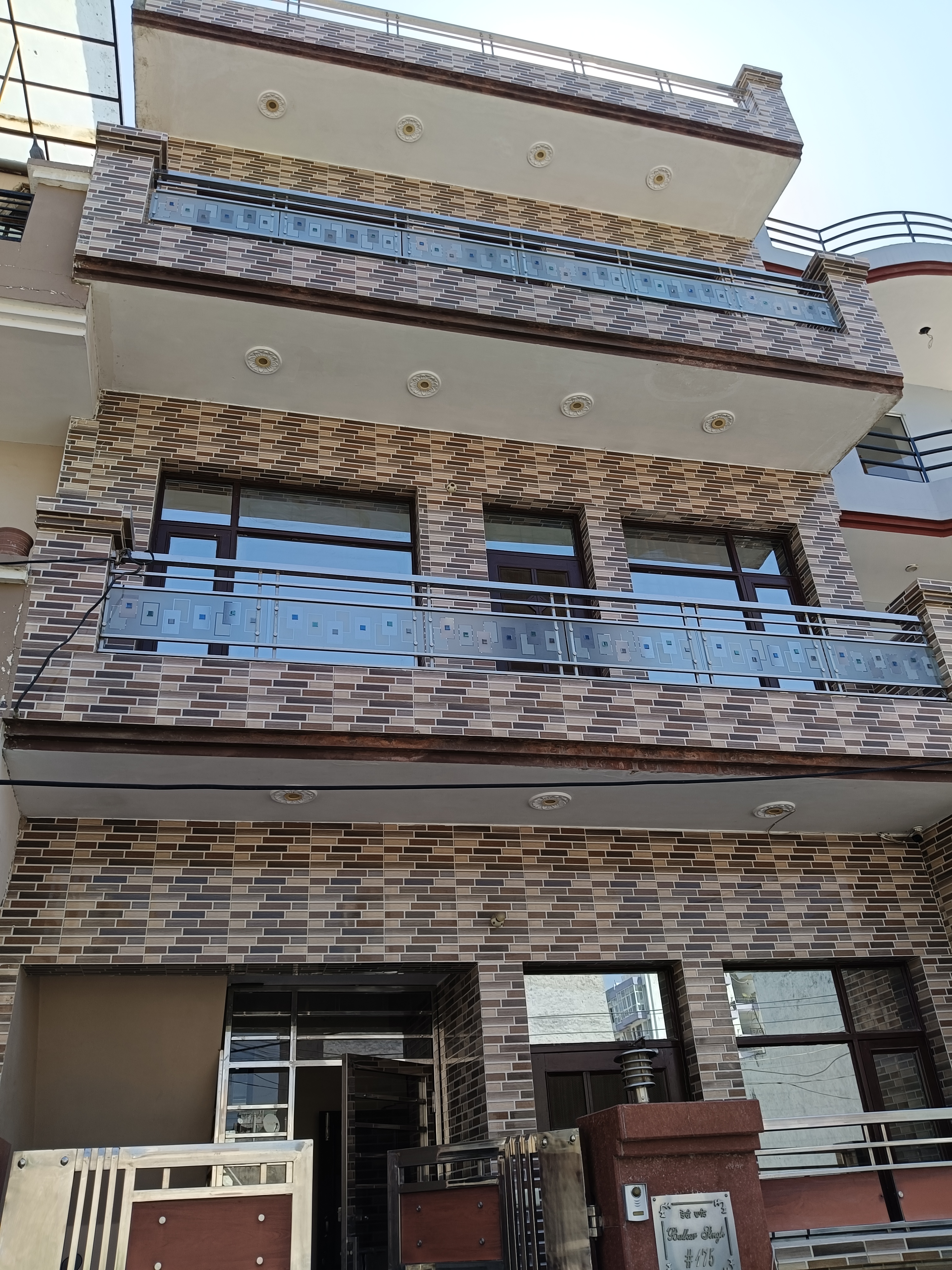 6 BHK + Pooja Room Independent House For Sale in Kirshna Enclave 