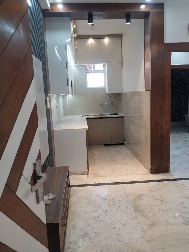 Kitchen, vaishali sector 4 2 Bedroom 850 Sq.Ft. Builder Floor In Vaishali Sector 4 Ghaziabad 8392512