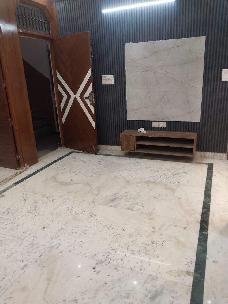 Room, vaishali sector 4 2 Bedroom 850 Sq.Ft. Builder Floor In Vaishali Sector 4 Ghaziabad 8392512