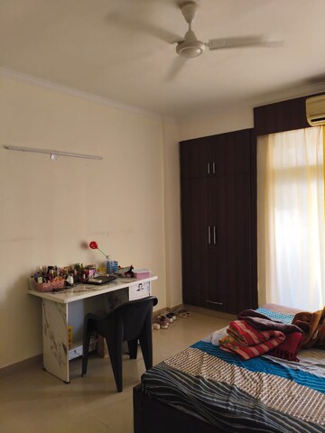 Bedroom in 2 BHK Apartment at Supertech Cape Town, Sector 74 – for Rent