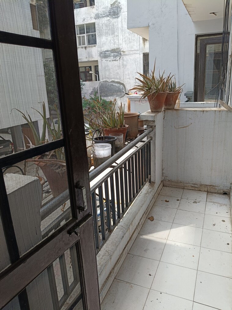 Balcony, pir machalla 2 Bedroom 1400 Sq.Ft. Apartment In Pir Machalla Zirakpur 8392534