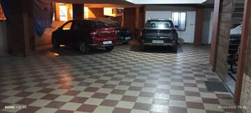 Parking in 2 BHK Builder Floor at Koramangala – for Rent