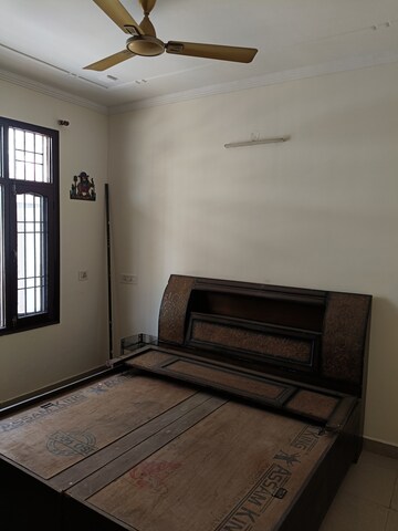 Room in 2 BHK Builder Floor at Peer Mucchalla – for Sale