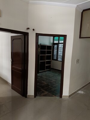 Room in 2 BHK Builder Floor at Pir Machalla – for Sale