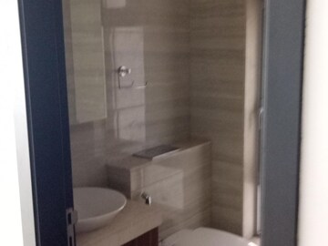 Bathroom in 3 BHK Apartment at Oberoi Realty Esquire, Goregaon East – for Rent