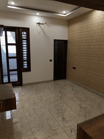 Room in 3 BHK Independent House at Dhakoli Village – for Sale