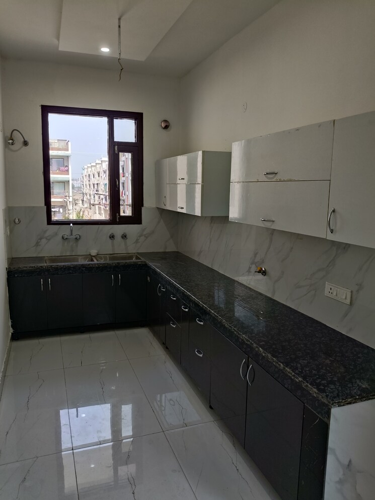 Kitchen, dhakoli village 3 Bedroom 1100 Sq.Ft. Builder Floor In Dhakoli Village Zirakpur 8392565