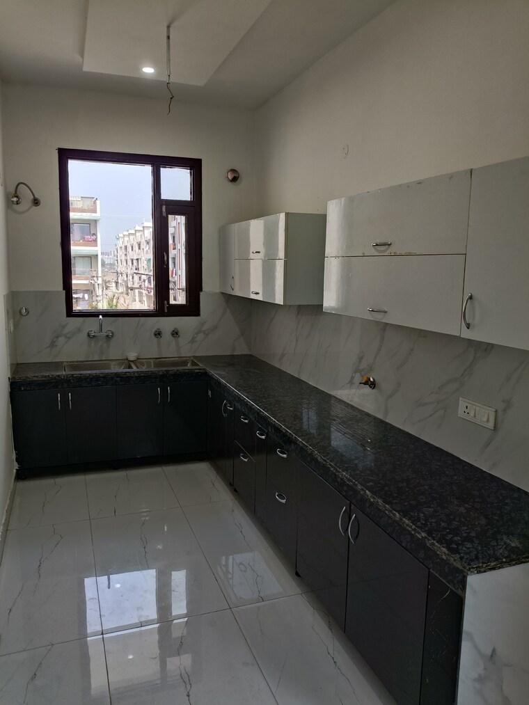 Kitchen, dhakoli village 3 Bedroom 1100 Sq.Ft. Builder Floor In Dhakoli Village Zirakpur 8392565