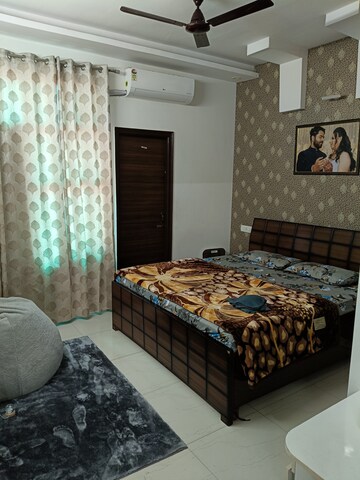 Bedroom in 3 BHK Builder Floor at Guru Nanak Enclave, Dhakoli Village – for Sale