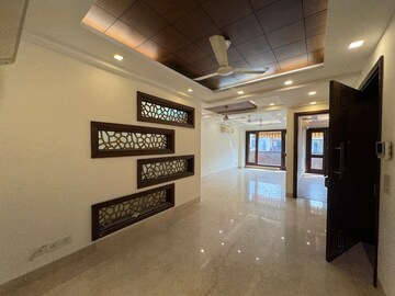 Parking in 3.5 BHK Apartment at Amrapali Leisure Park, Amrapali Leisure Valley – for Rent