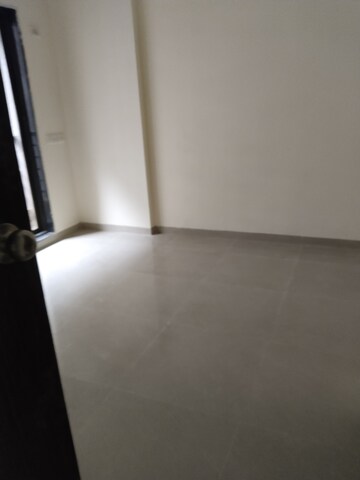 Room in 1 BHK Apartment at Mira Nagar – for Rent