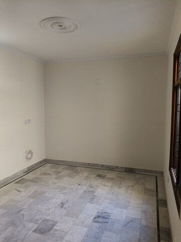 Room in 3 BHK Independent House at Raglan Gulmohar Trends, Dhakoli – for Sale