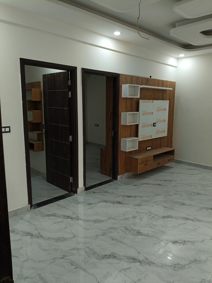 Room, sushma-urban-views 3 Bedroom 1850 Sq.Ft. Apartment In Ghazipur Zirakpur 8392626