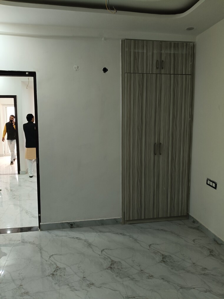 Room, dhakoli village 3 Bedroom 1400 Sq.Ft. Builder Floor In Dhakoli Village Zirakpur 8392629