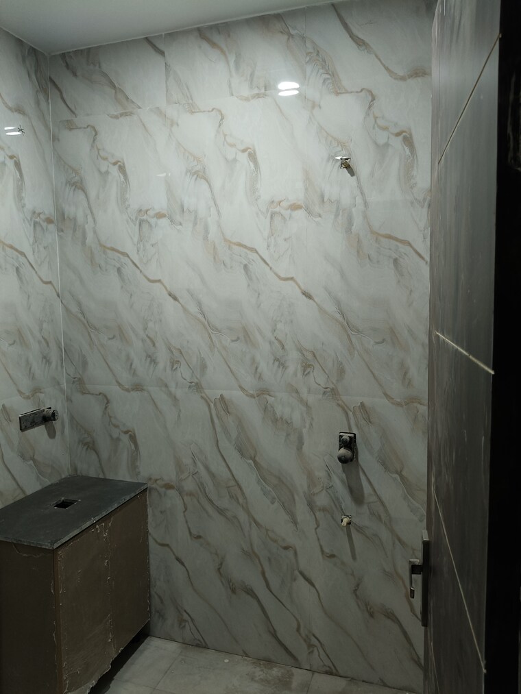 Bathroom, dhakoli village 3 Bedroom 1400 Sq.Ft. Builder Floor In Dhakoli Village Zirakpur 8392629