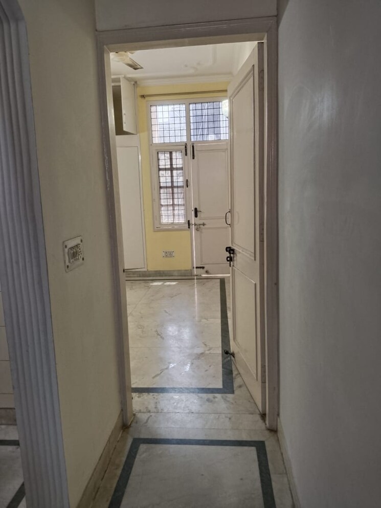 undefined, saket 2 Bedroom 1000 Sq.Ft. Builder Floor In Saket Delhi 8392634