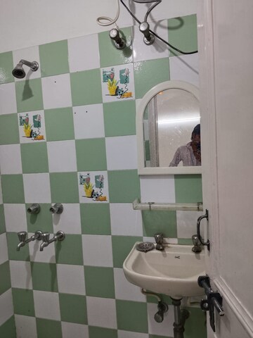 Bathroom in 2 BHK Builder Floor at Saket – for Rent
