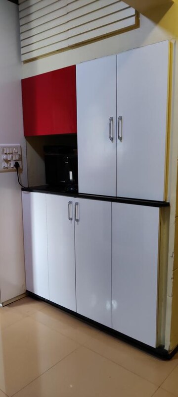Furnished Amenities in 2 BHK Apartment at Mittal Sushila Sadan, Mahim West – for Rent